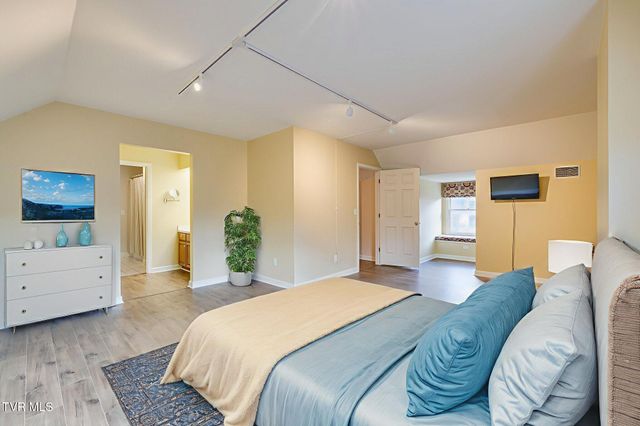 3320 Martindale Drive, Johnson City, TN 37601