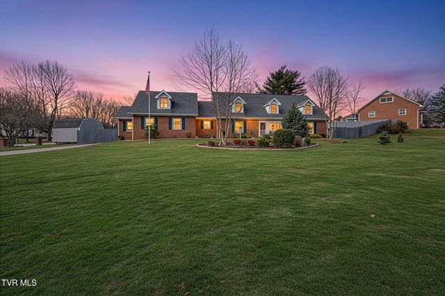 3320 Martindale Drive, Johnson City, TN 37601