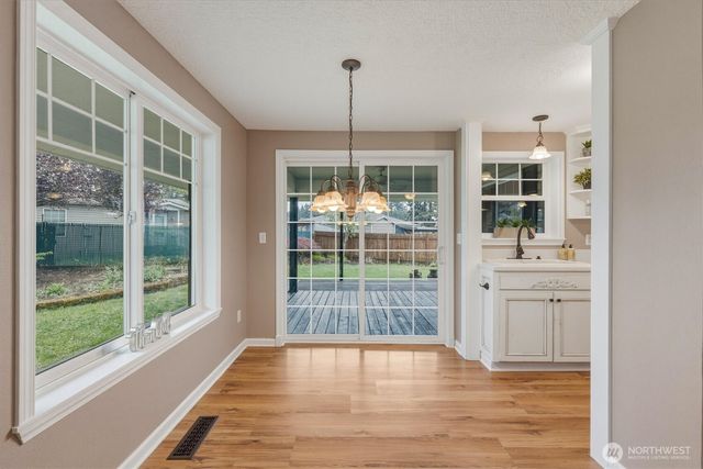 2403 NE 95th Court, Vancouver, WA 98662