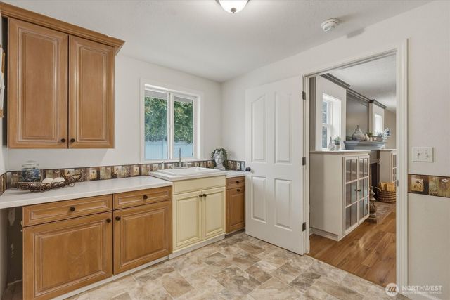 2403 NE 95th Court, Vancouver, WA 98662