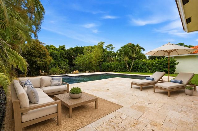 119 Hidden Hollow Drive, Palm Beach Gardens, FL 33418