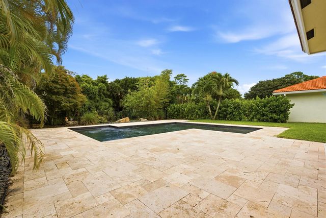 119 Hidden Hollow Drive, Palm Beach Gardens, FL 33418