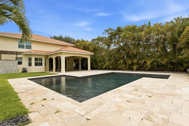 119 Hidden Hollow Drive, Palm Beach Gardens, FL 33418