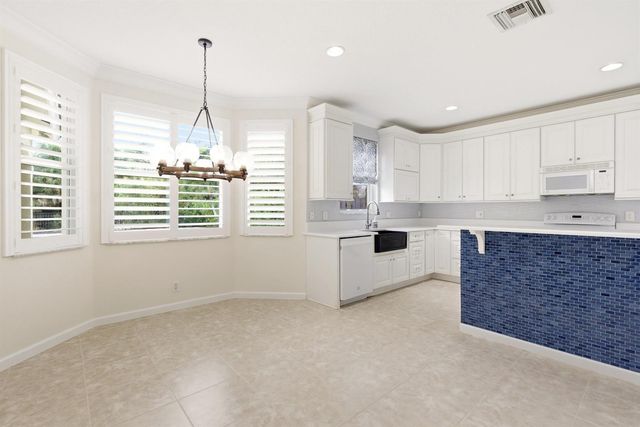 119 Hidden Hollow Drive, Palm Beach Gardens, FL 33418