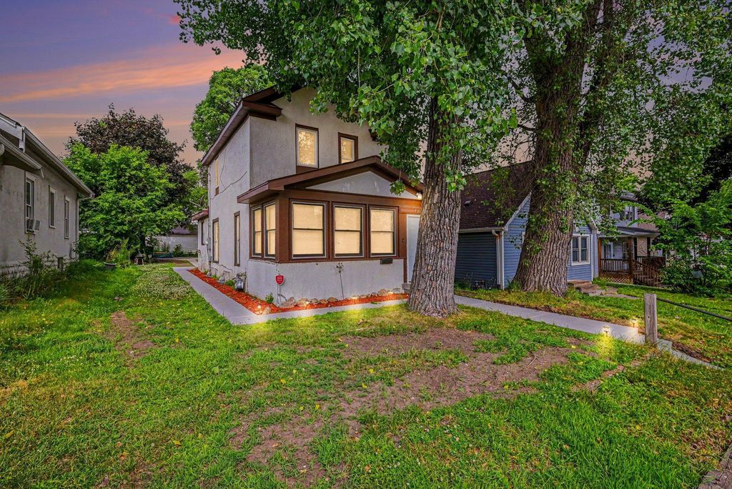 3643 Fremont Avenue N, Minneapolis, MN 55412
