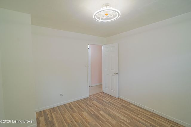 7816 Joyce Dr, Louisville, KY 40219