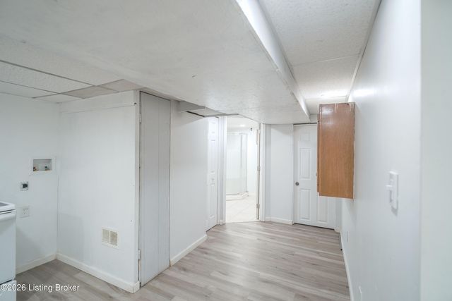 7816 Joyce Dr, Louisville, KY 40219