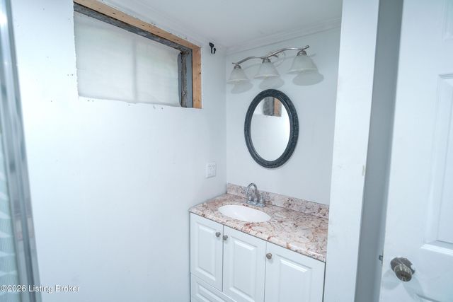 7816 Joyce Dr, Louisville, KY 40219