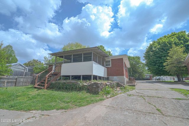 7816 Joyce Dr, Louisville, KY 40219