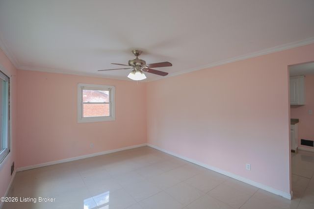 7816 Joyce Dr, Louisville, KY 40219