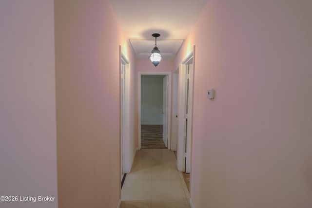 7816 Joyce Dr, Louisville, KY 40219