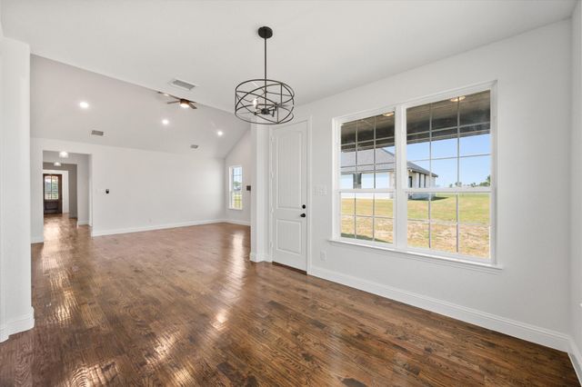 3400 Dobbins Road, Corsicana, TX 75110