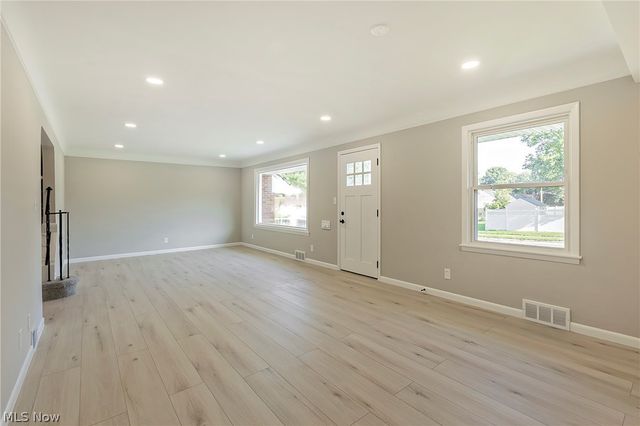 22750 Fairlawn Drive, Euclid, OH 44117