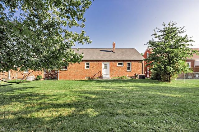 22750 Fairlawn Drive, Euclid, OH 44117