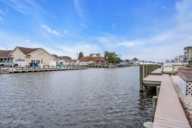 3166 Beachview Drive, Toms River, NJ 08753