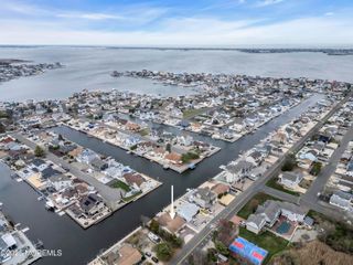 3166 Beachview Drive, Toms River, NJ 08753