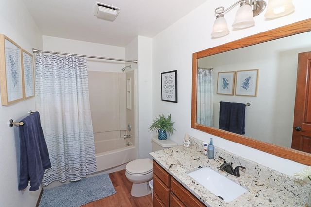 2042 N Surrey Court, Grand Junction, CO 81507