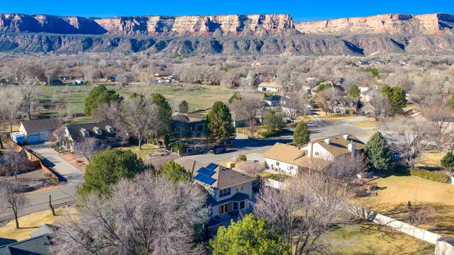 2042 N Surrey Court, Grand Junction, CO 81507