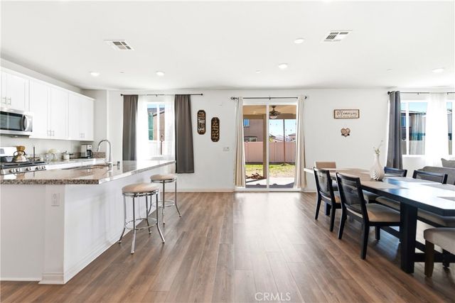 15594 Raptor, Moreno Valley, CA 92551