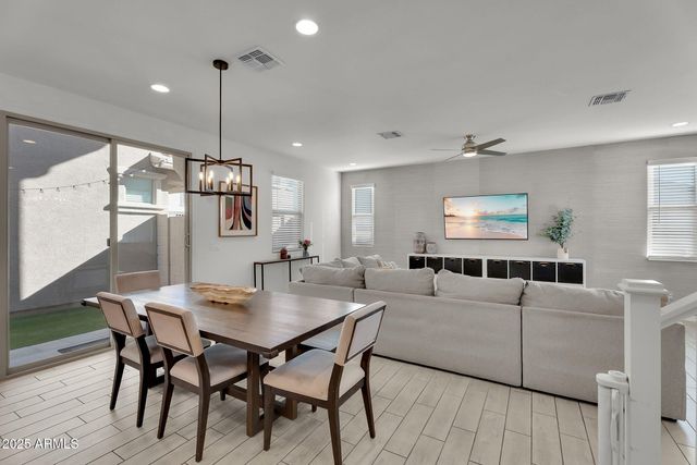 1719 S 82ND Place, Mesa, AZ 85209