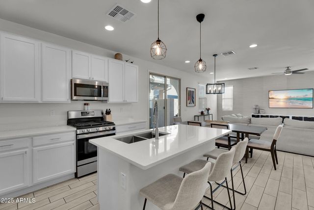 1719 S 82ND Place, Mesa, AZ 85209