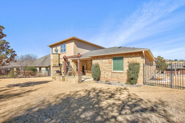 1841 Harvest Dance DR, Leander, TX 78641