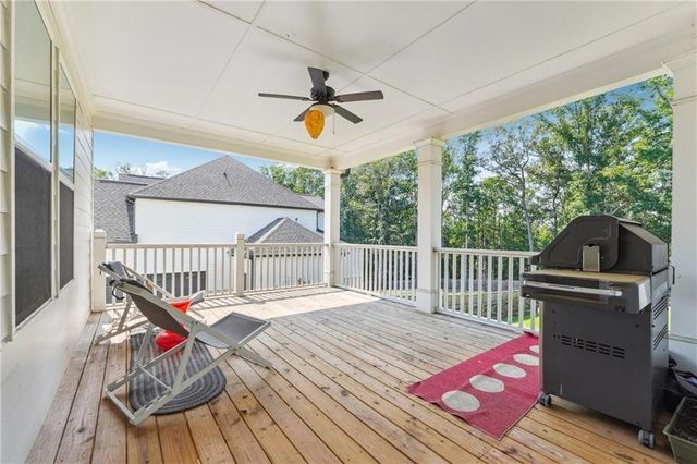 1039 Montrose Way, Hoschton, GA 30548