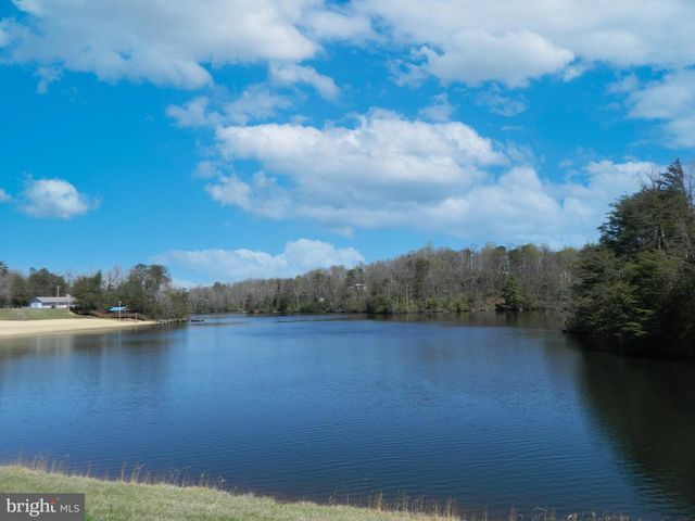 1084 RIMROCK RD, Lusby, MD 20657