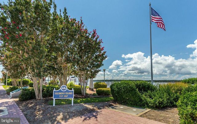 1084 RIMROCK RD, Lusby, MD 20657