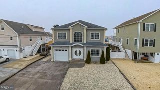 27 W MOHAWK DR, Tuckerton, NJ 08087