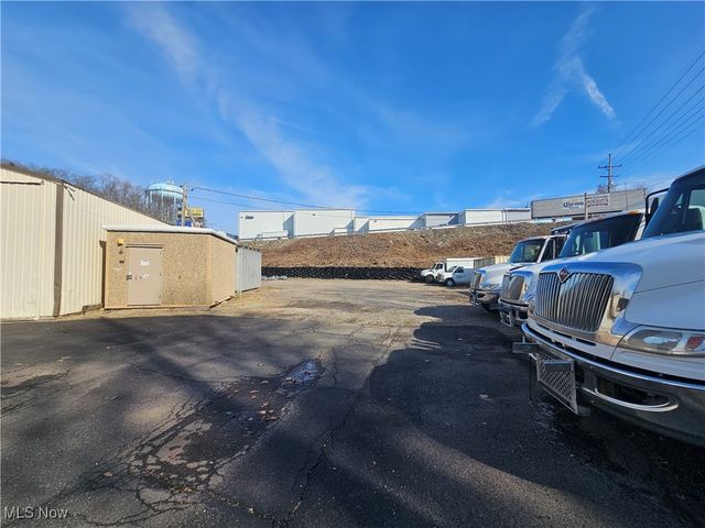 1344 Cove Road, Weirton, WV 26062