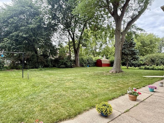 607 Poppy STREET, Oconomowoc, WI 53066