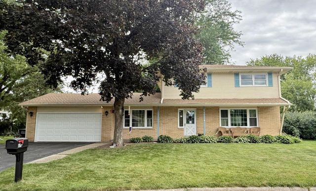 607 Poppy STREET, Oconomowoc, WI 53066