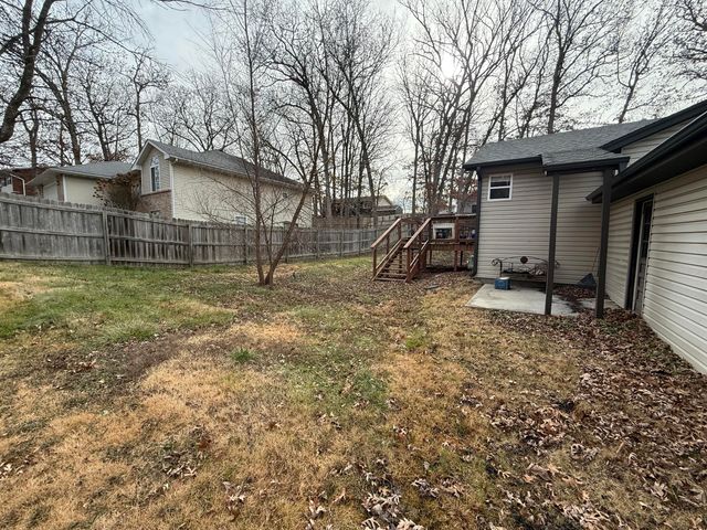 3104 OAK LAWN DR, Columbia, MO 65203