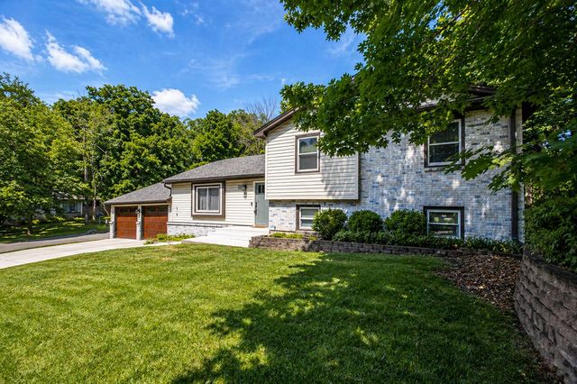 3104 OAK LAWN DR, Columbia, MO 65203