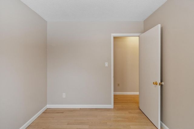 101 Elmcrest Road 101, North Andover, MA 01845