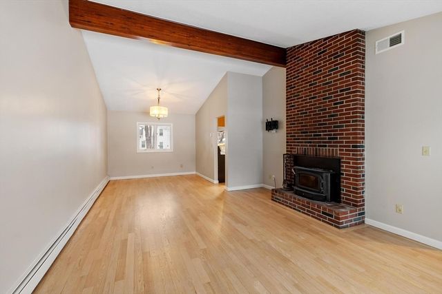 101 Elmcrest Road 101, North Andover, MA 01845