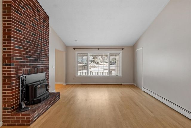 101 Elmcrest Road 101, North Andover, MA 01845