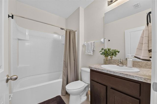 8115 HARWICH PORT LANE, Gibsonton, FL 33534