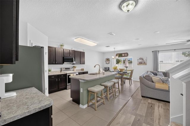 8115 HARWICH PORT LANE, Gibsonton, FL 33534