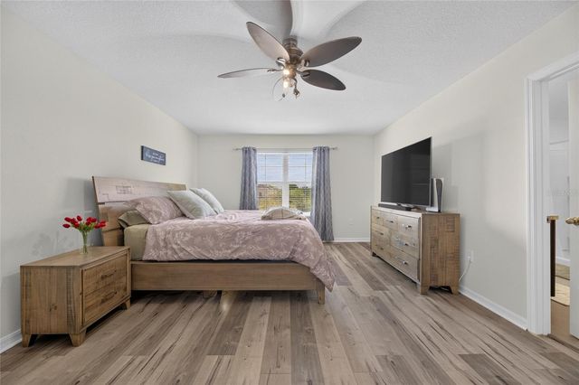 8115 HARWICH PORT LANE, Gibsonton, FL 33534