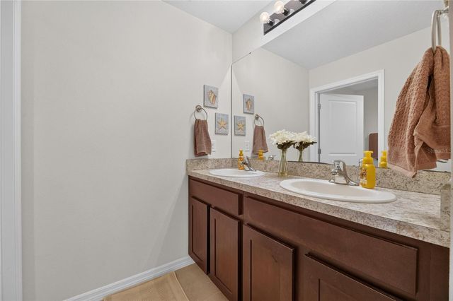 8115 HARWICH PORT LANE, Gibsonton, FL 33534