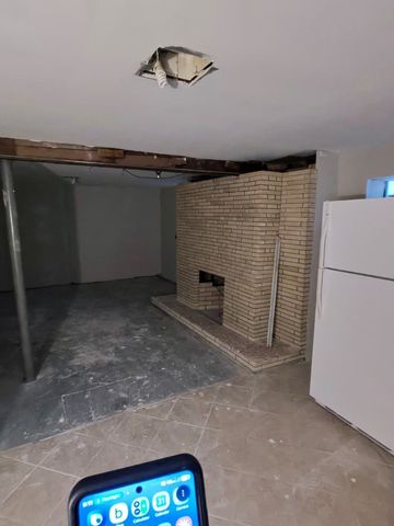 1328 Whipple Rd, Tewksbury, MA 01876