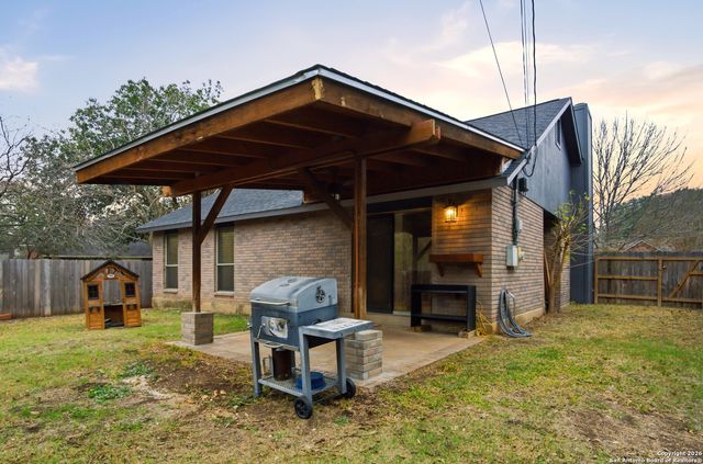 13802 Blenhein Ridge, San Antonio, TX 78231
