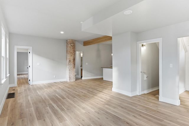 613 E 9th Ave, Spokane, WA 99202