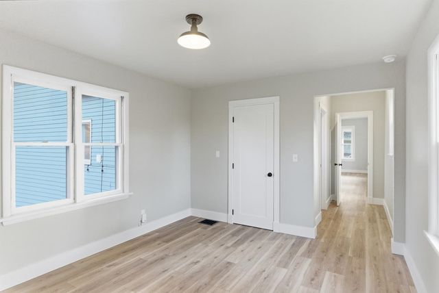 613 E 9th Ave, Spokane, WA 99202