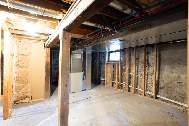 613 E 9th Ave, Spokane, WA 99202