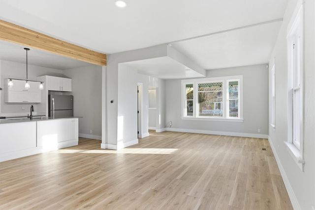 613 E 9th Ave, Spokane, WA 99202