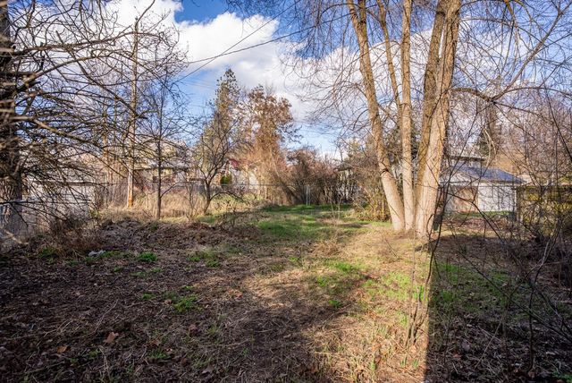 613 E 9th Ave, Spokane, WA 99202
