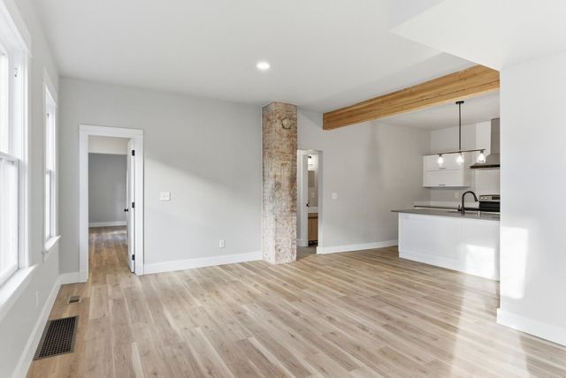 613 E 9th Ave, Spokane, WA 99202